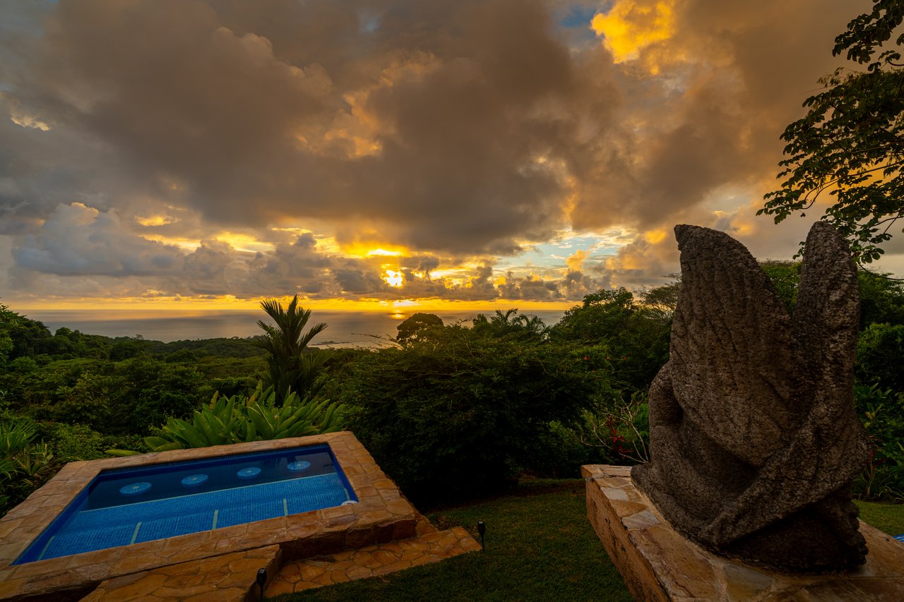 Castillo Puesta del Sol, Escalares - 