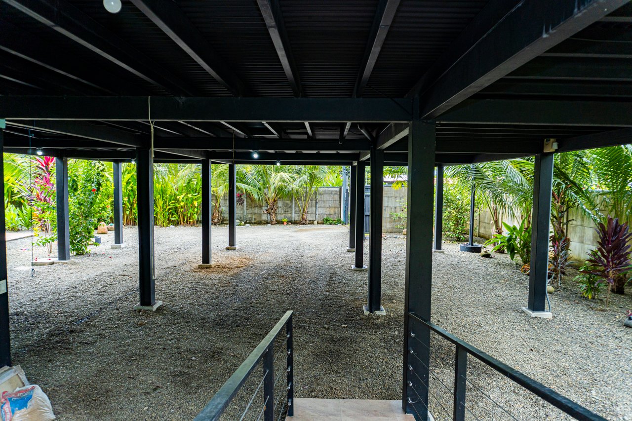 2-Bedroom Gem with Stunning Tropical Landscape in Uvita