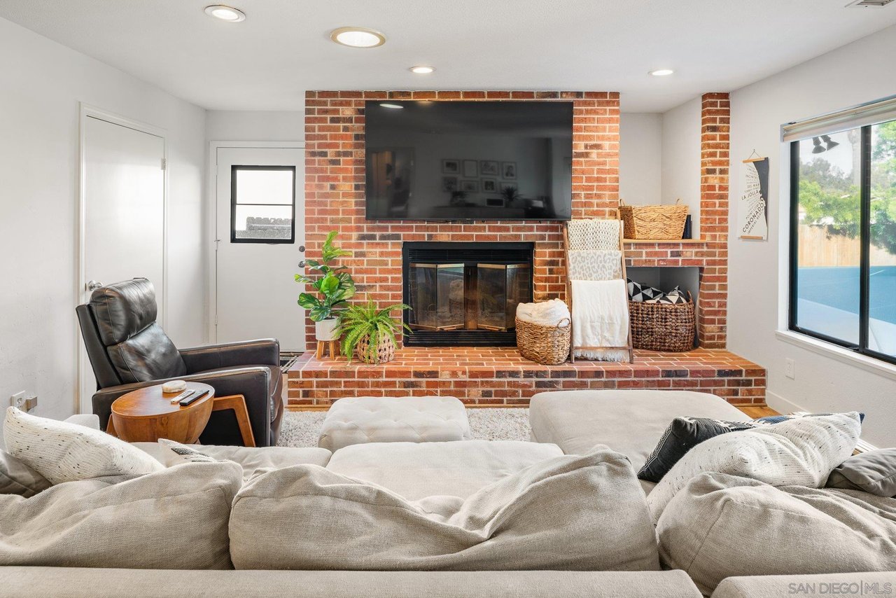 3491 Shawnee Rd san diego, CA 92117