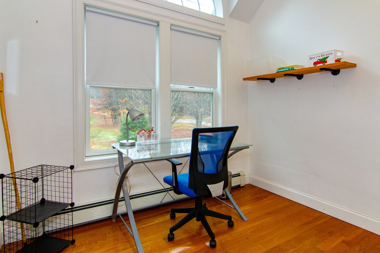 Pet Friendly, updated single family home for Ski Season