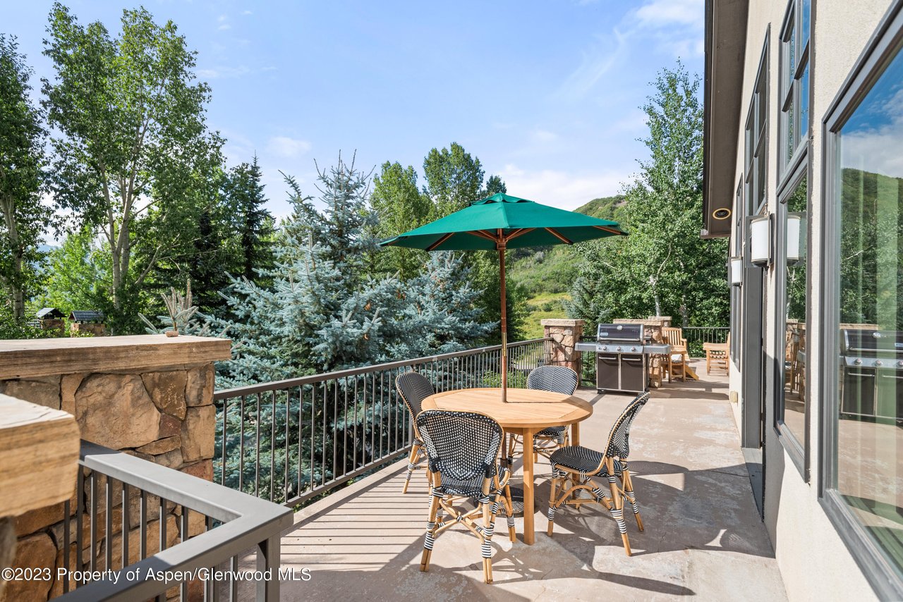 1044 Horse Ranch Drive