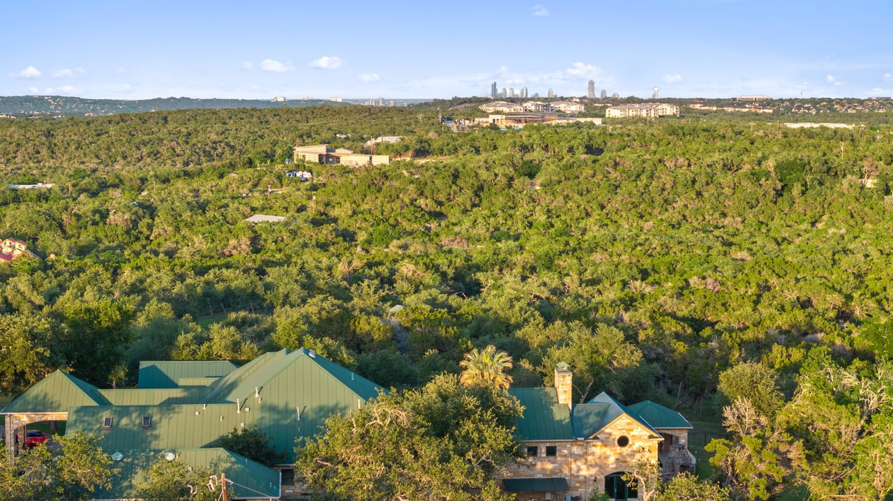 32 Acre Estate
