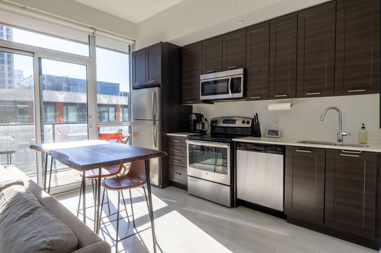 50 Bruyeres Mews 726