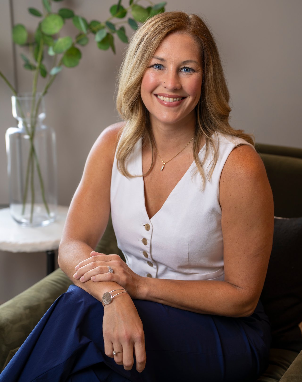 Casey Hanks	Grove City, OH Real Estate Agent Headshot