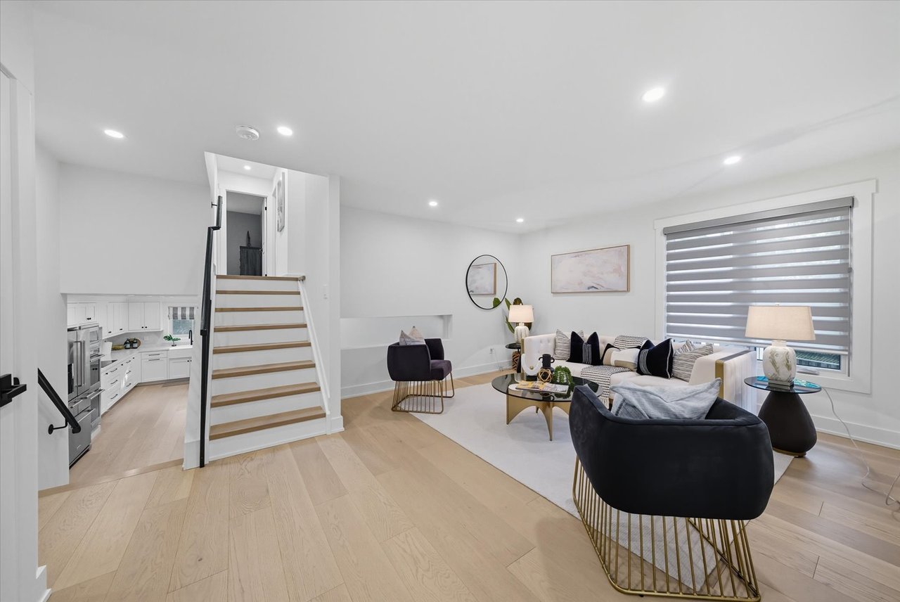 11 Avondale Cres 