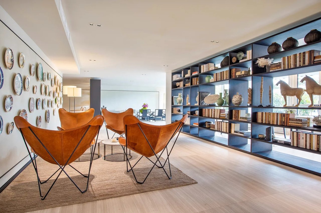 Ritz Carlton Residences