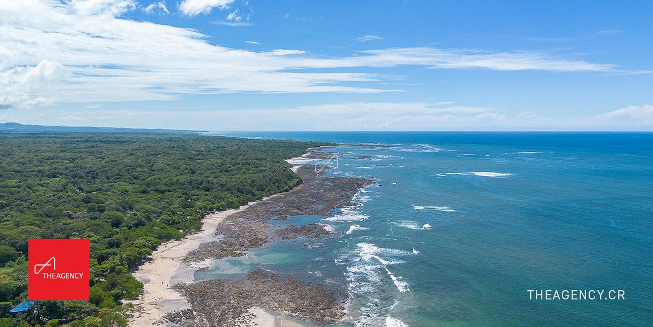 The Point 18 | Contemporary 4BR Villa Steps from the Beach in Gated Playa Avellanas Community