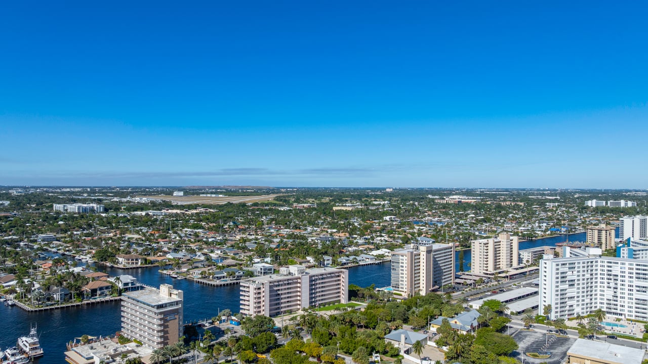 W Pompano Beach Hotel & Residences