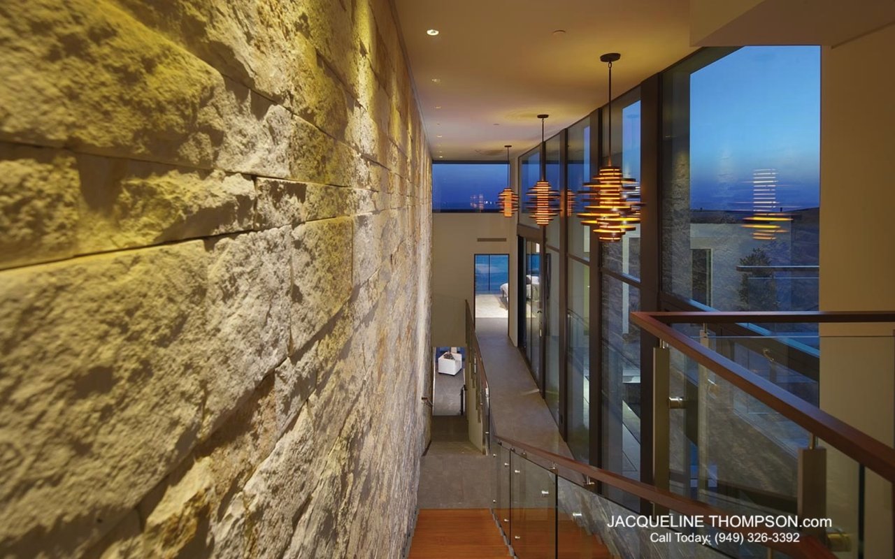 992 Oceanfront Laguna Beach | Luxury Home in California