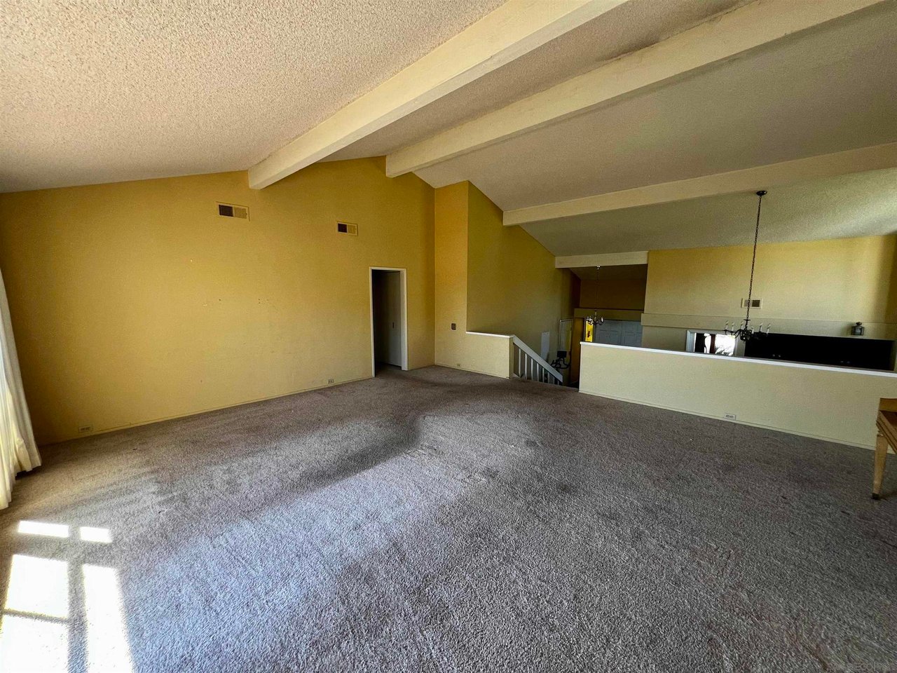 2143 Caminito San Martin