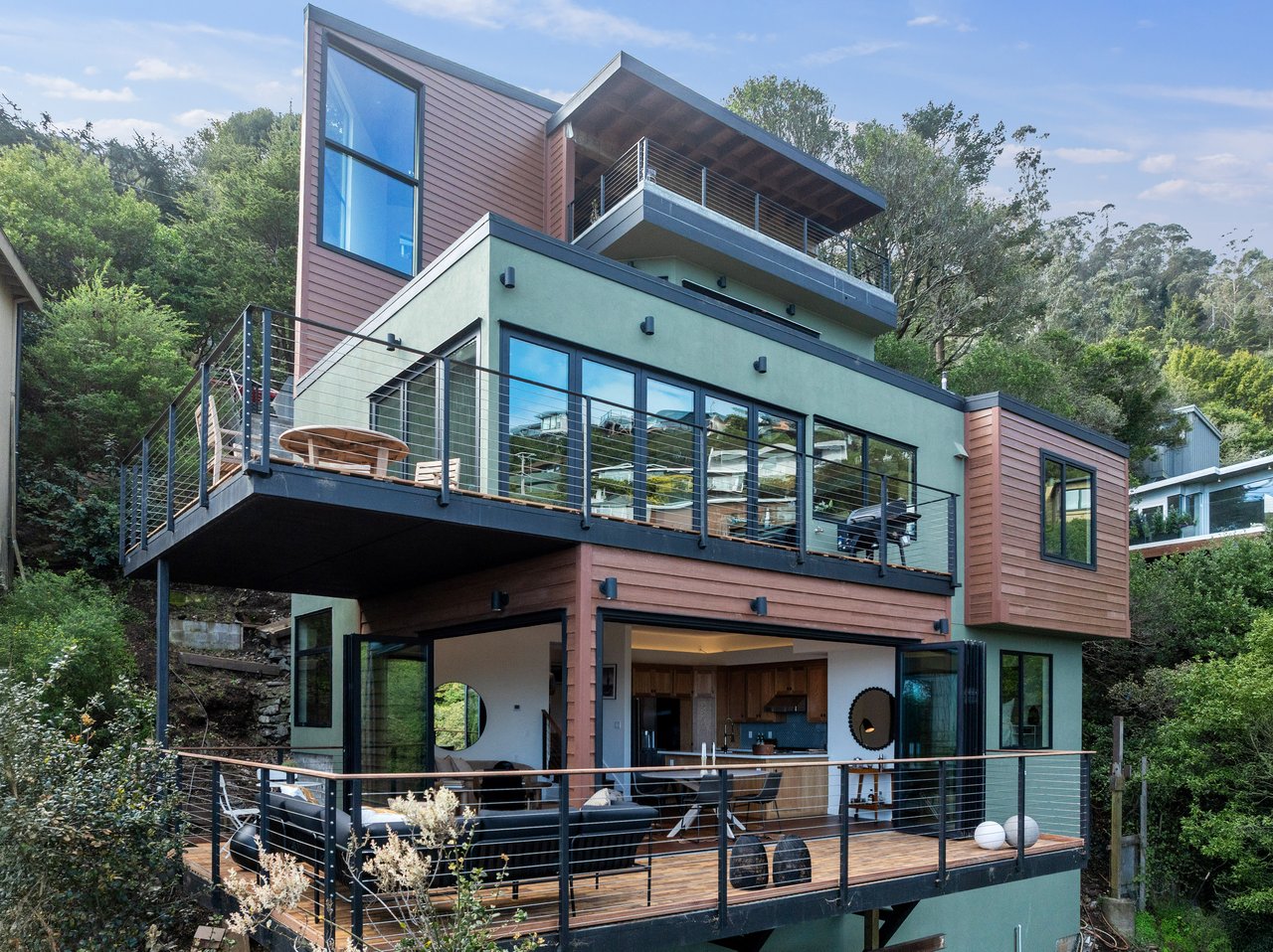 448 Sausalito Boulevard