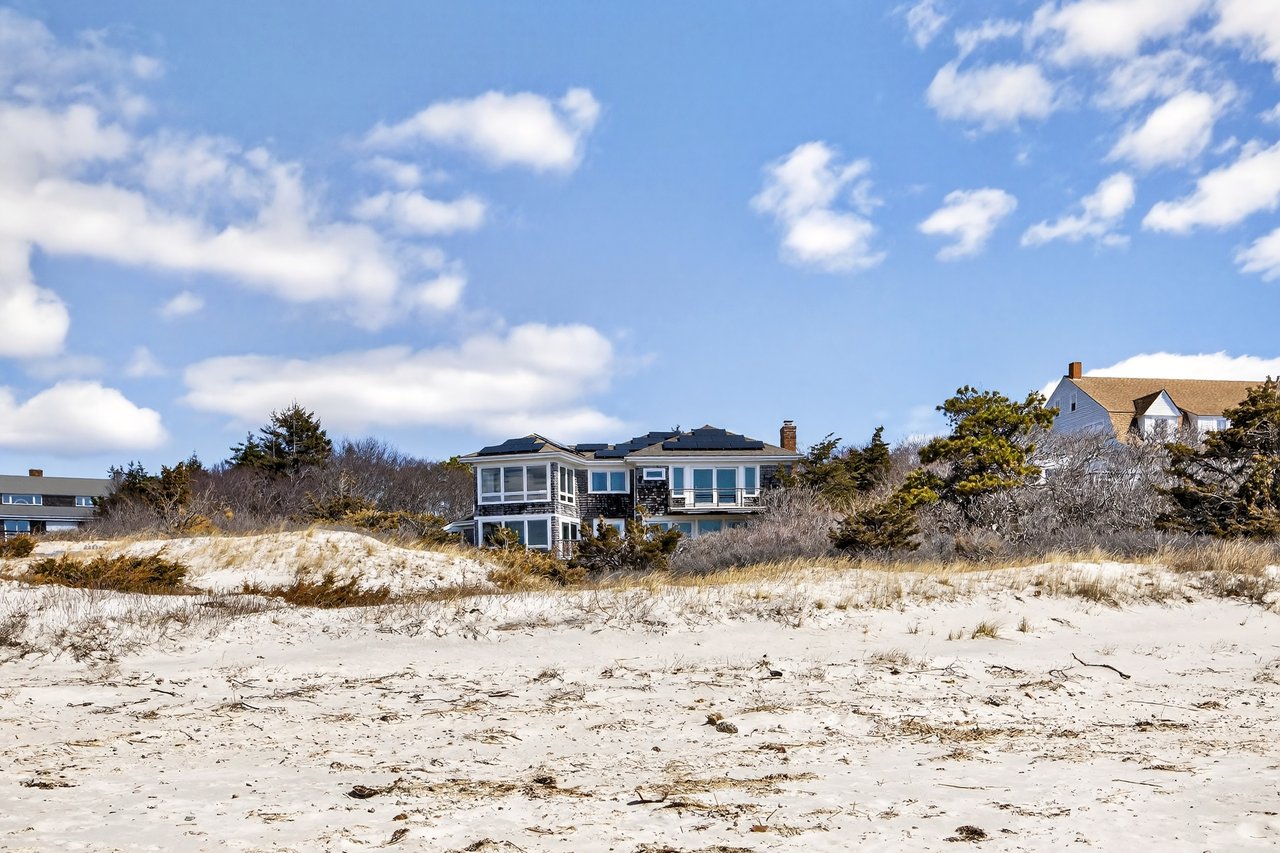 Beachfront Offering in West Hyannisport