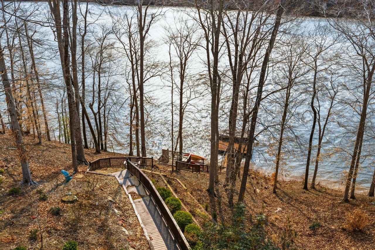 10036 Lake Occoquan Dr