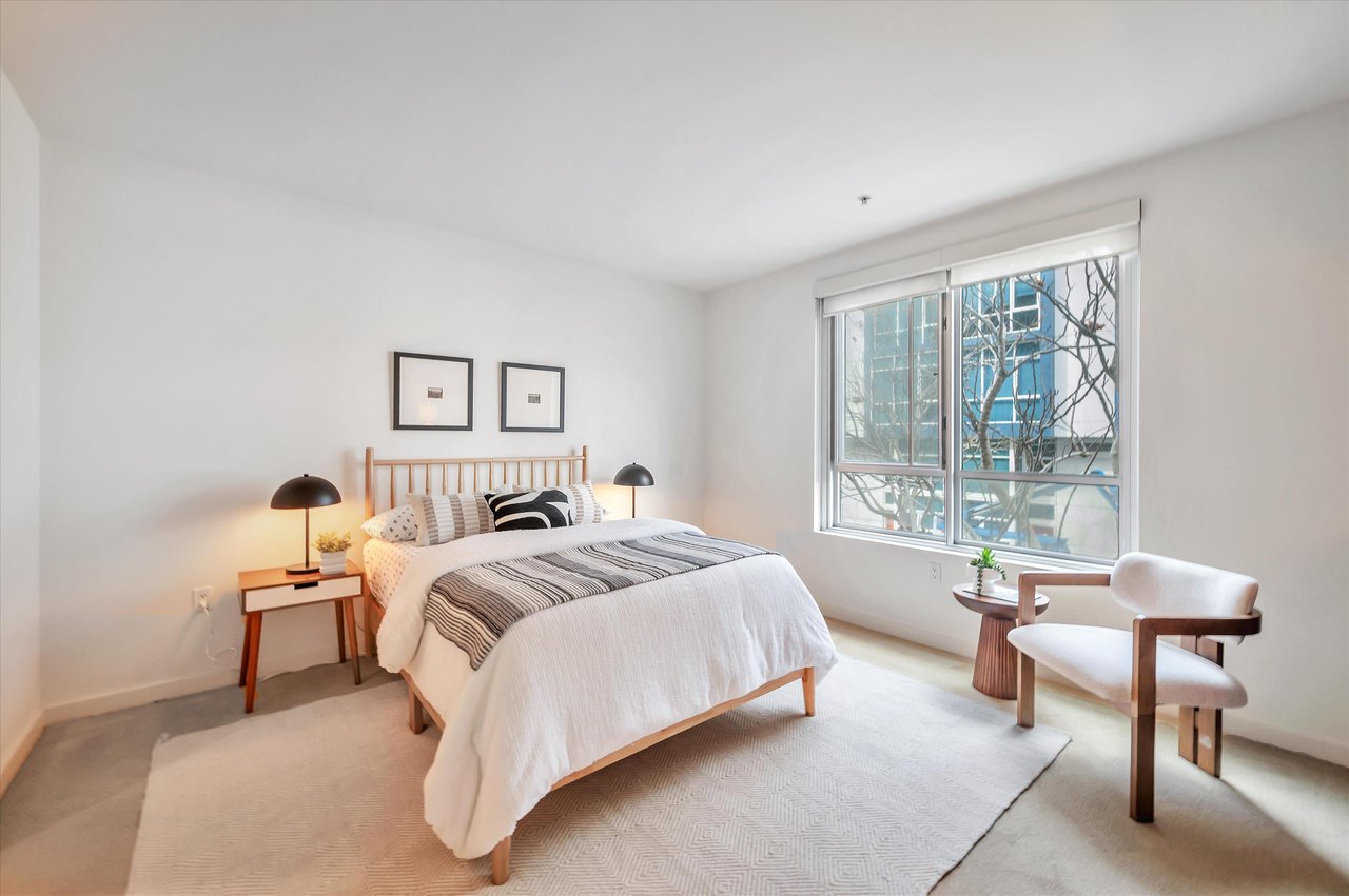 325 Berry Street Unit: 107