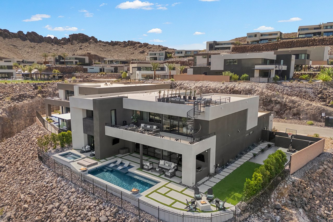 1463 Solitude Ridge Dr