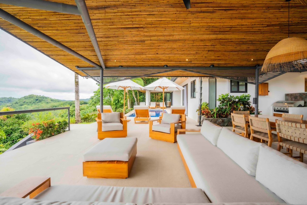 Casa Amarilla – An Extraordinary Luxury Retreat in Tres Rios