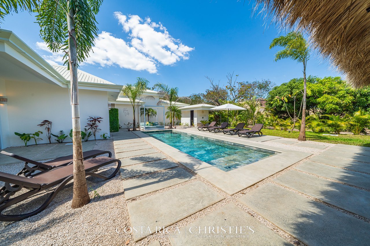 Luxury Coastal Estate in Tamarindo: The Oasis Residence