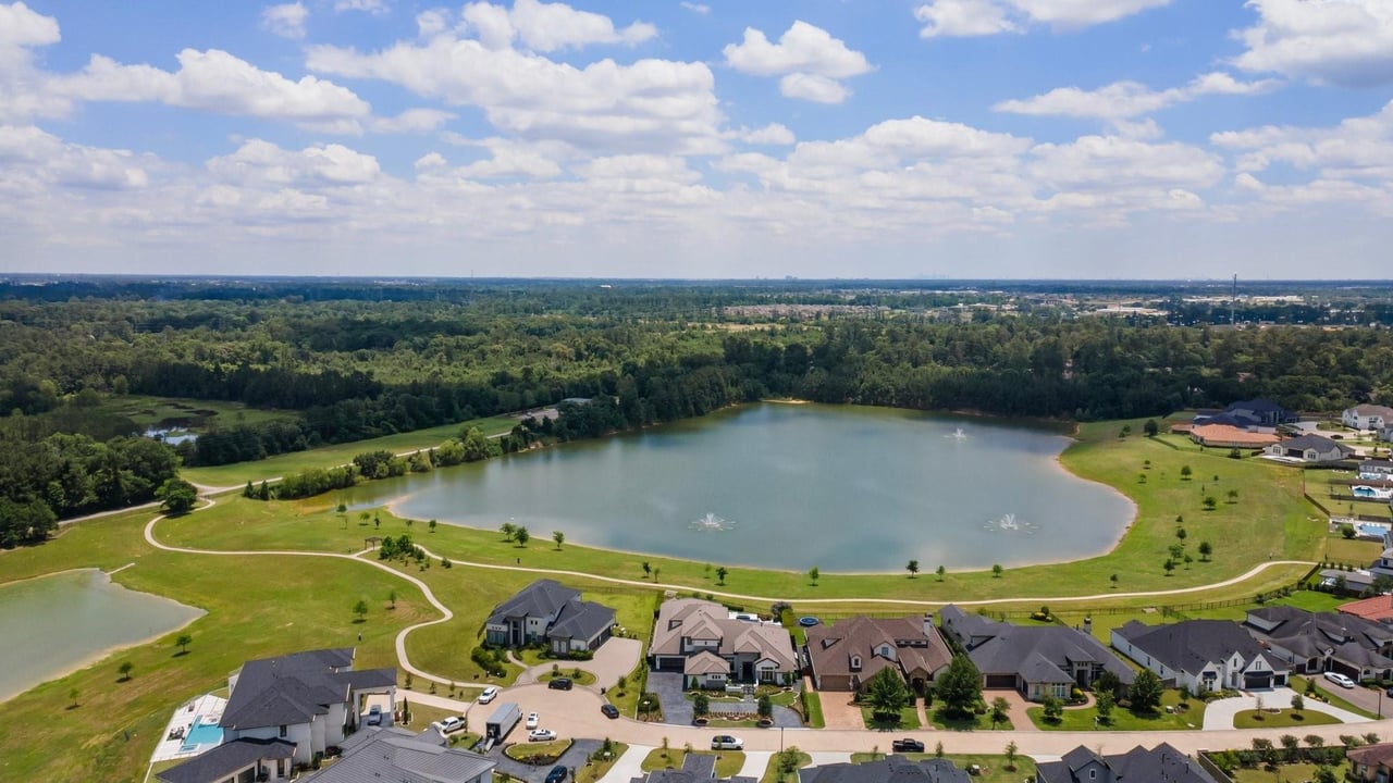 23314 Vista De Tres Lagos Dr
