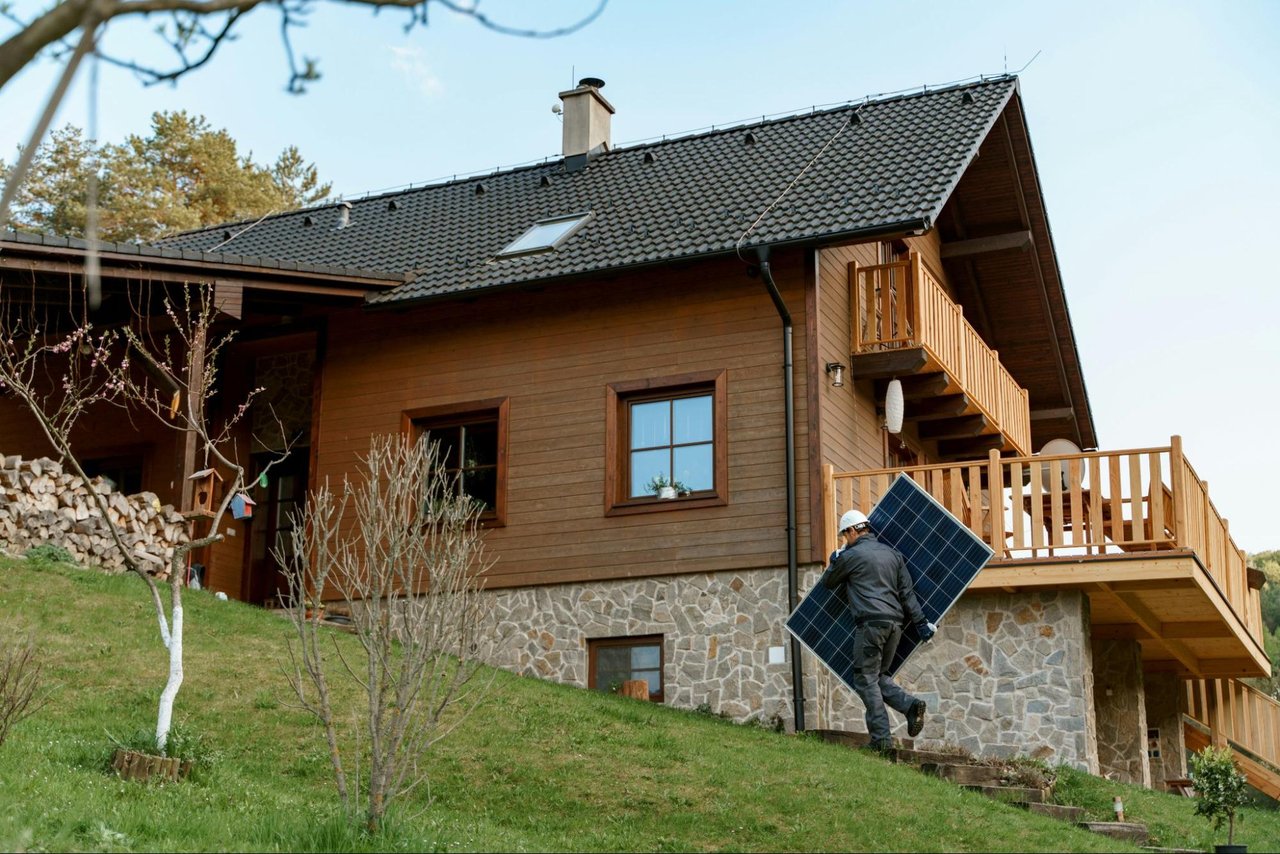 Best Ways to Make Your House More Energy Efficient cover