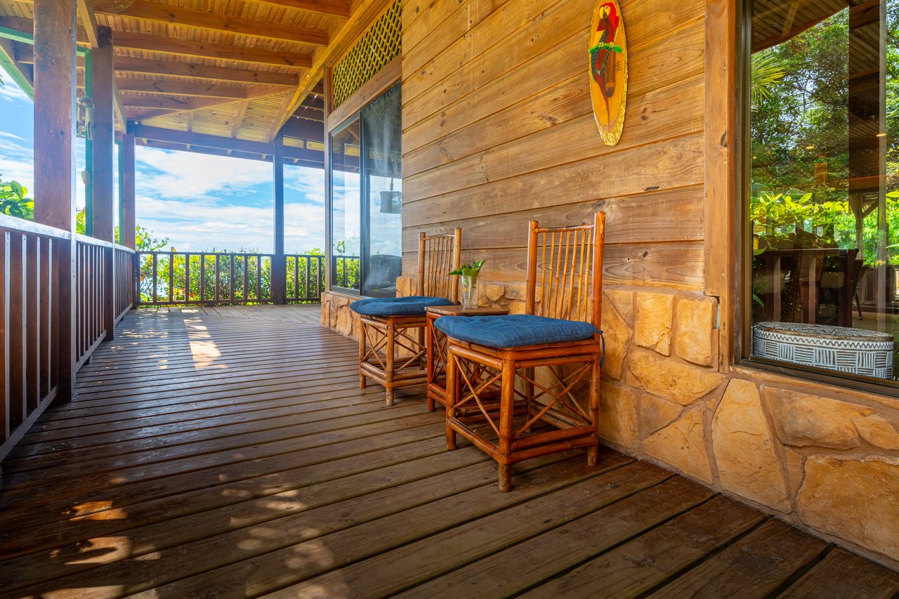 VILLA KRISTINA MARIA - 3.84 ACRES - PERLA DE BALLENA ESTATES