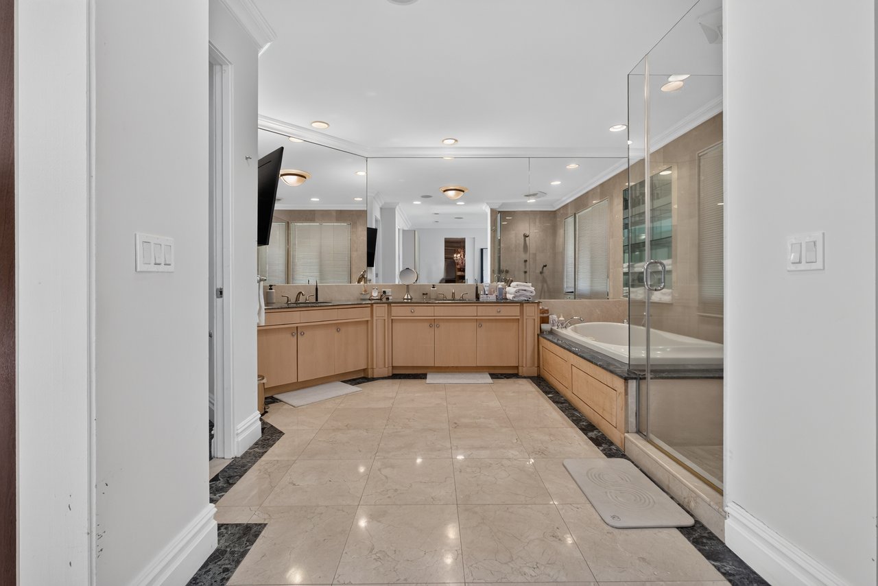15 Horseshoe Road (Long Island)