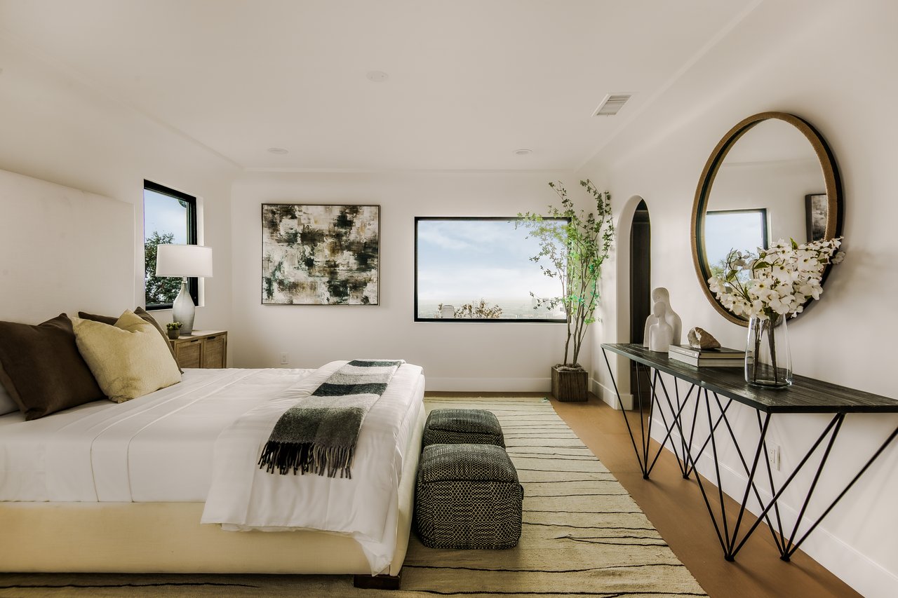 8921 Appian Way, Hollywood Hills