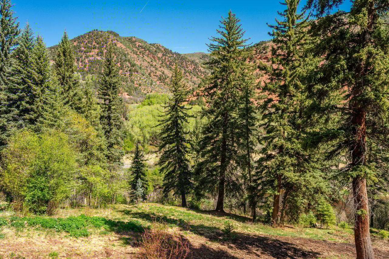 Colorado Lifestyle Awaits