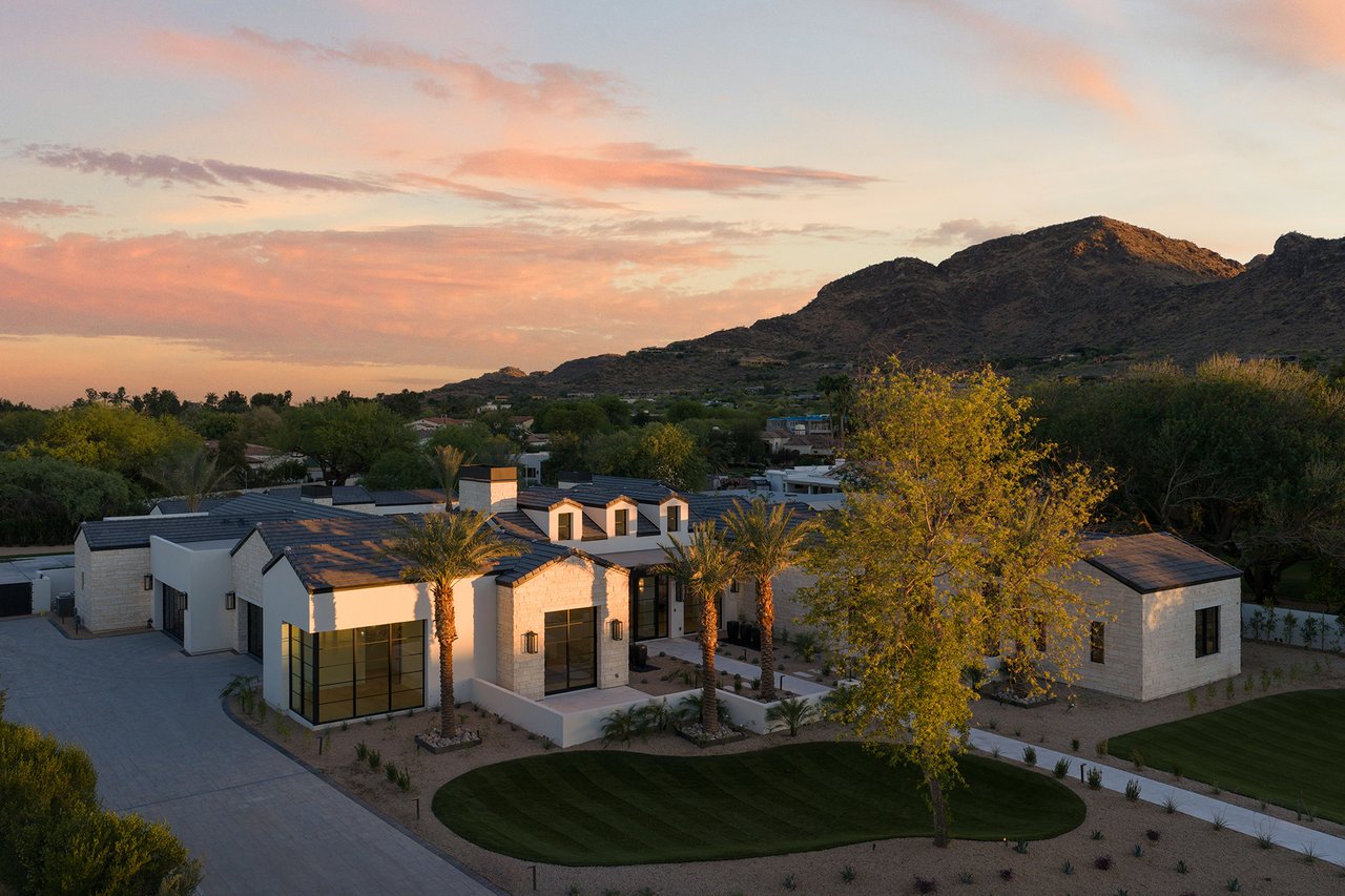 5717 E VIA LOS RANCHOS