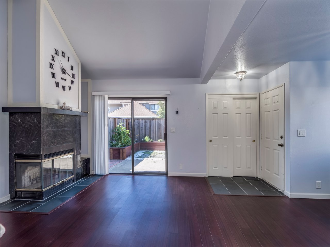 350 Creekview Drive
