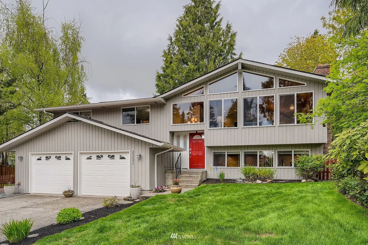 2231 102nd Pl SE