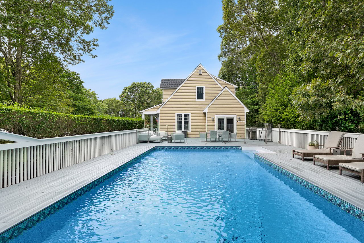 34 Dogwood Lane