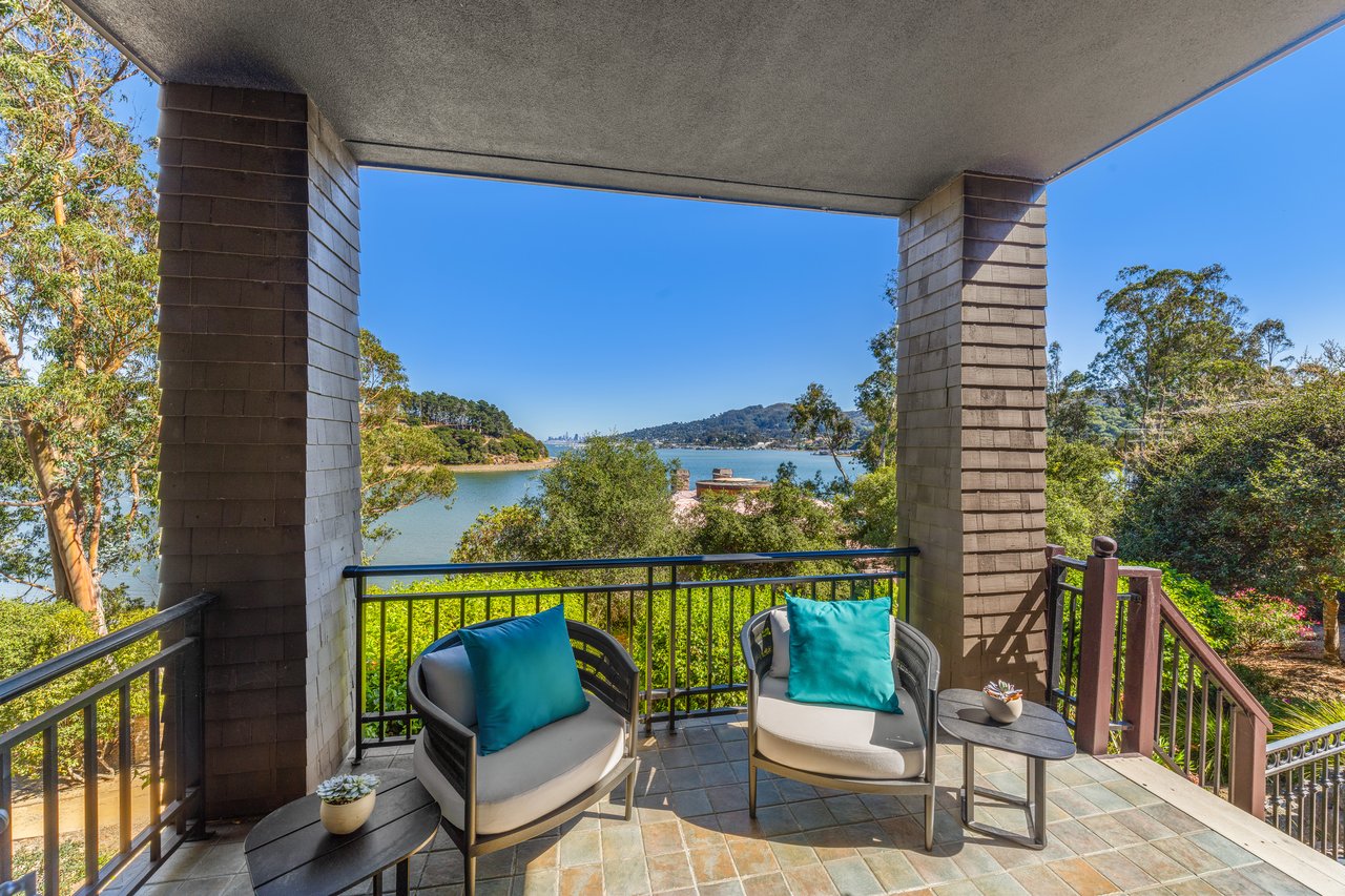 62 De Silva Island Drive Mill Valley