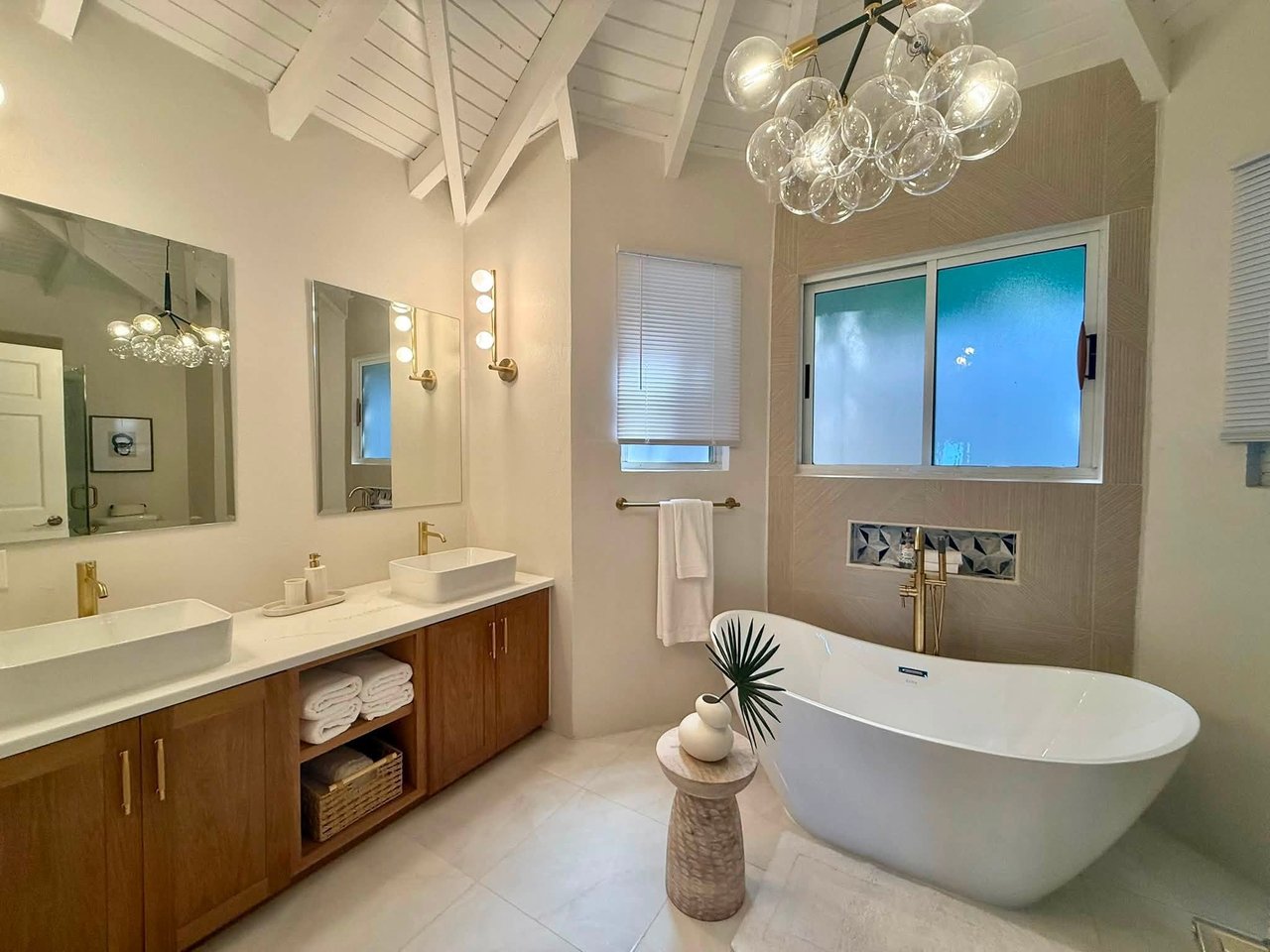 1149 George's Northside Standalone Home