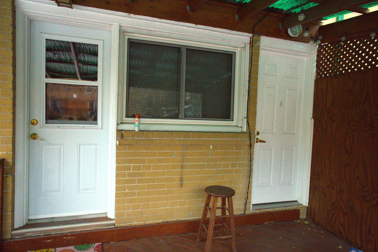 Baby Point Basement 1 Bedroom Unit 