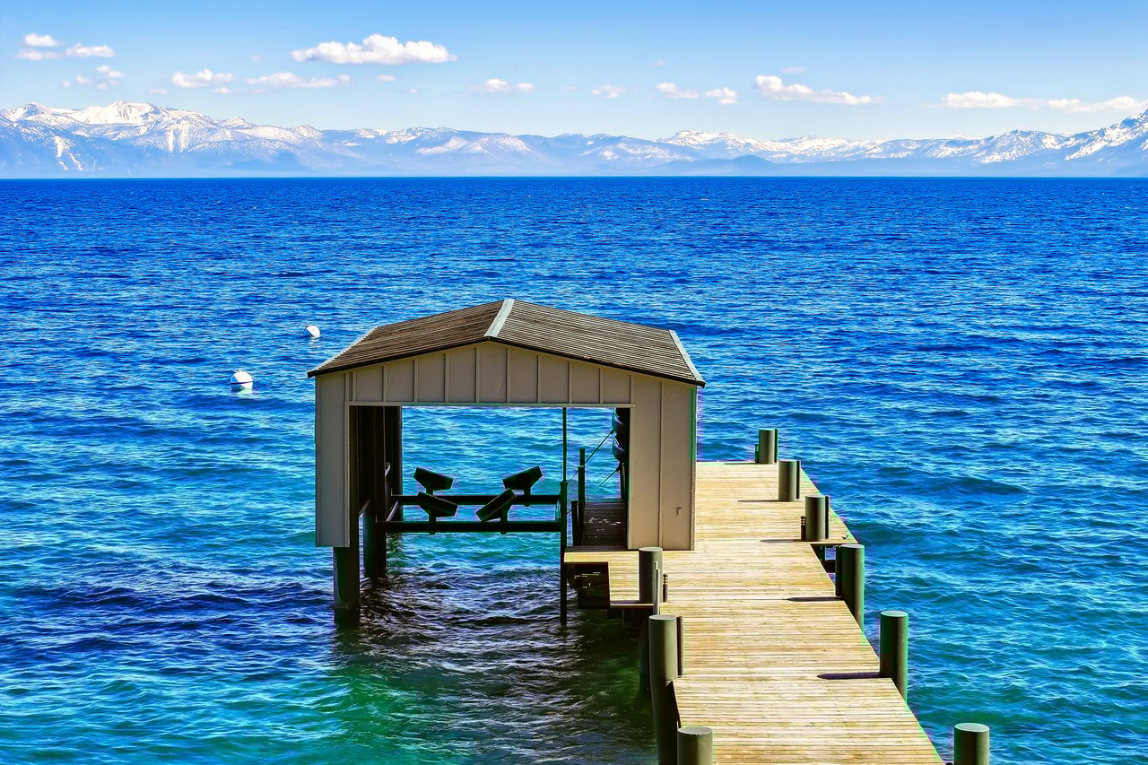 Coveted Dollar Point Lakefront