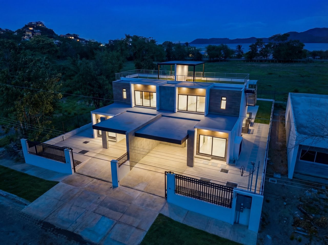 Luxury Ocean View Duplex for Sale in Playa Flamingo 