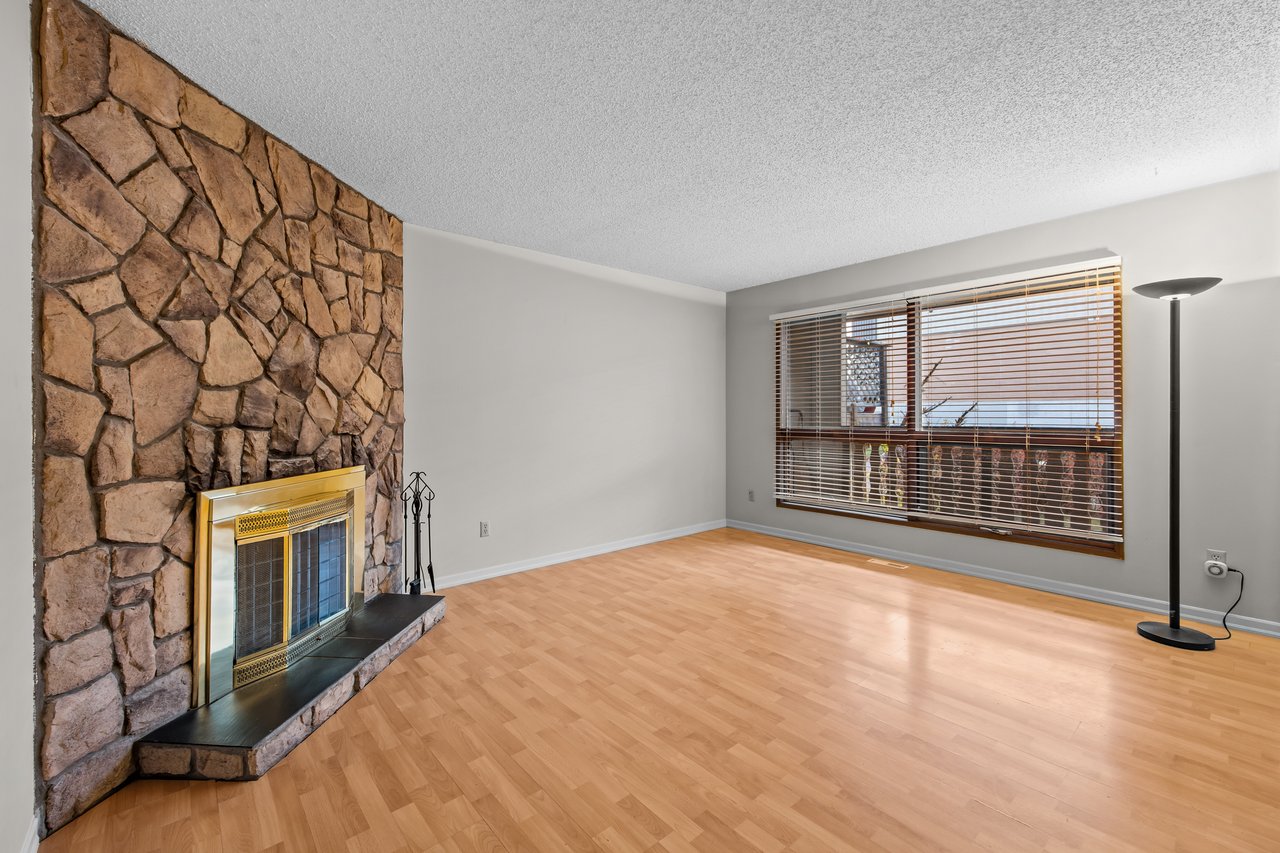 130 MacEwan Park Way NW