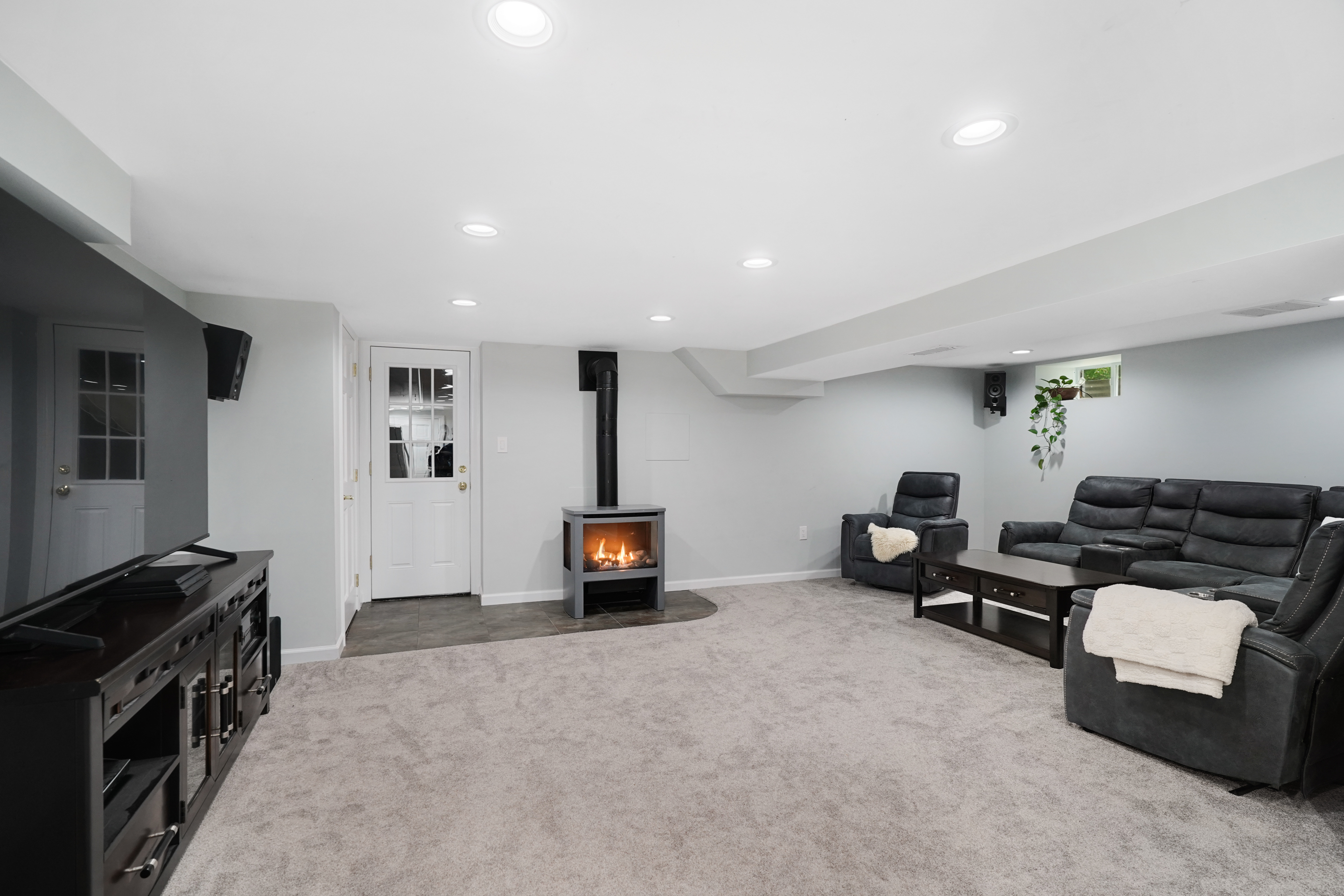 55 Meadow Lane