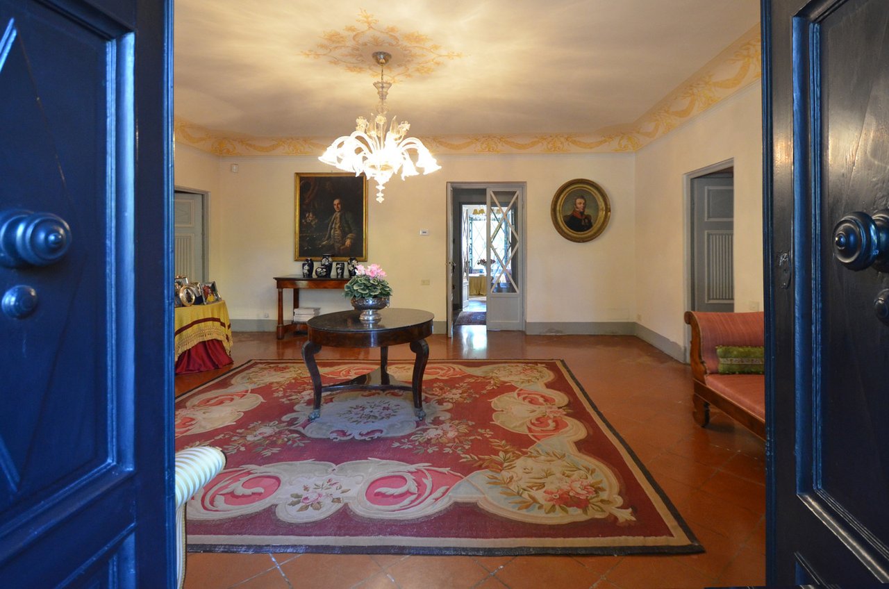 Timeless Lucca Villa with Garden and Pool