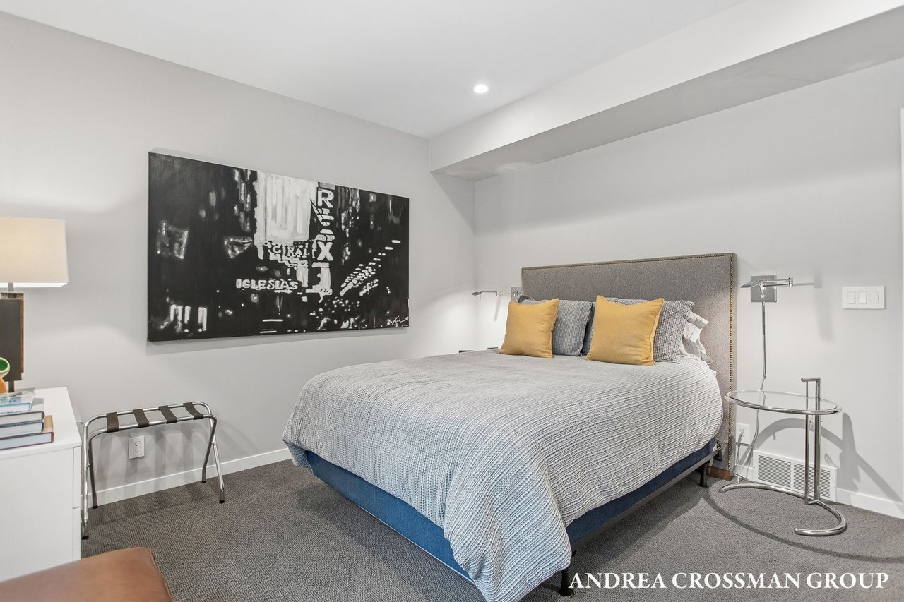 6919 Bendemeer Drive