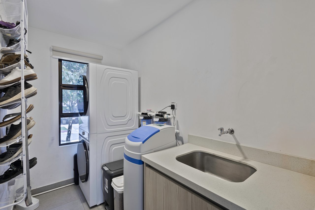 Monte Hermoso #61 | Turnkey 3BR Townhome in Gated Monte Hermoso Community Near Playa del Coco