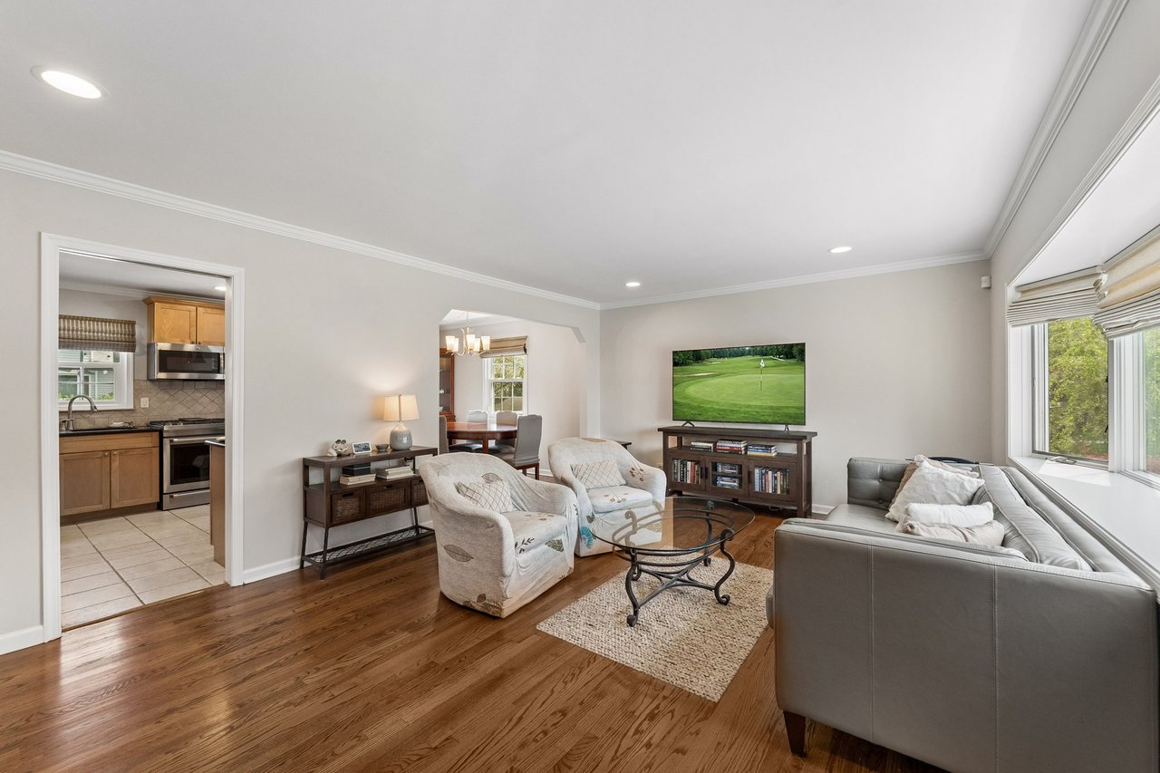 34 Moss Ave, Westfield, NJ 07090
