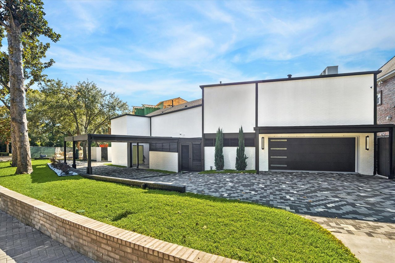 Landmark River Oaks Home designed by acclaimed architect hits market at $3.38M