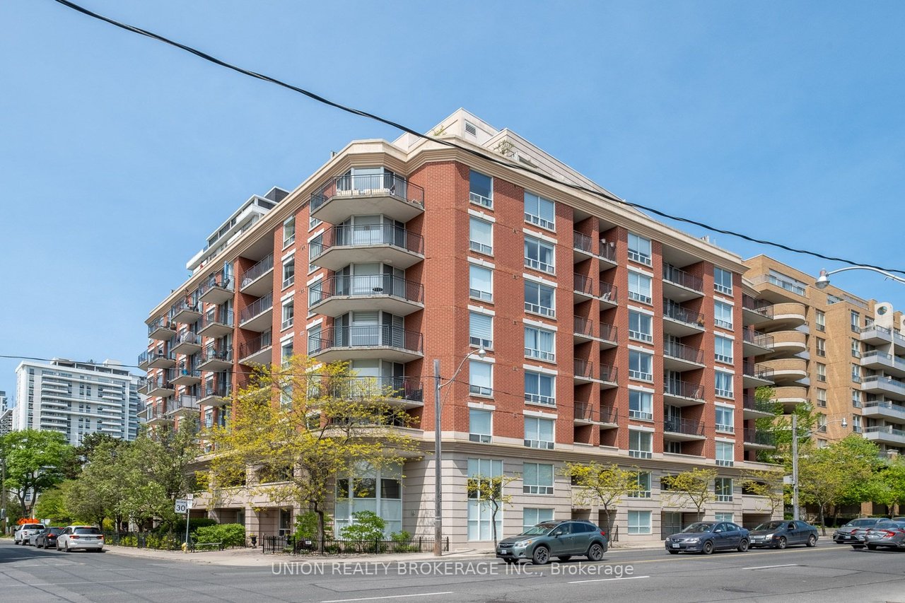 300 Balliol St, PH 8