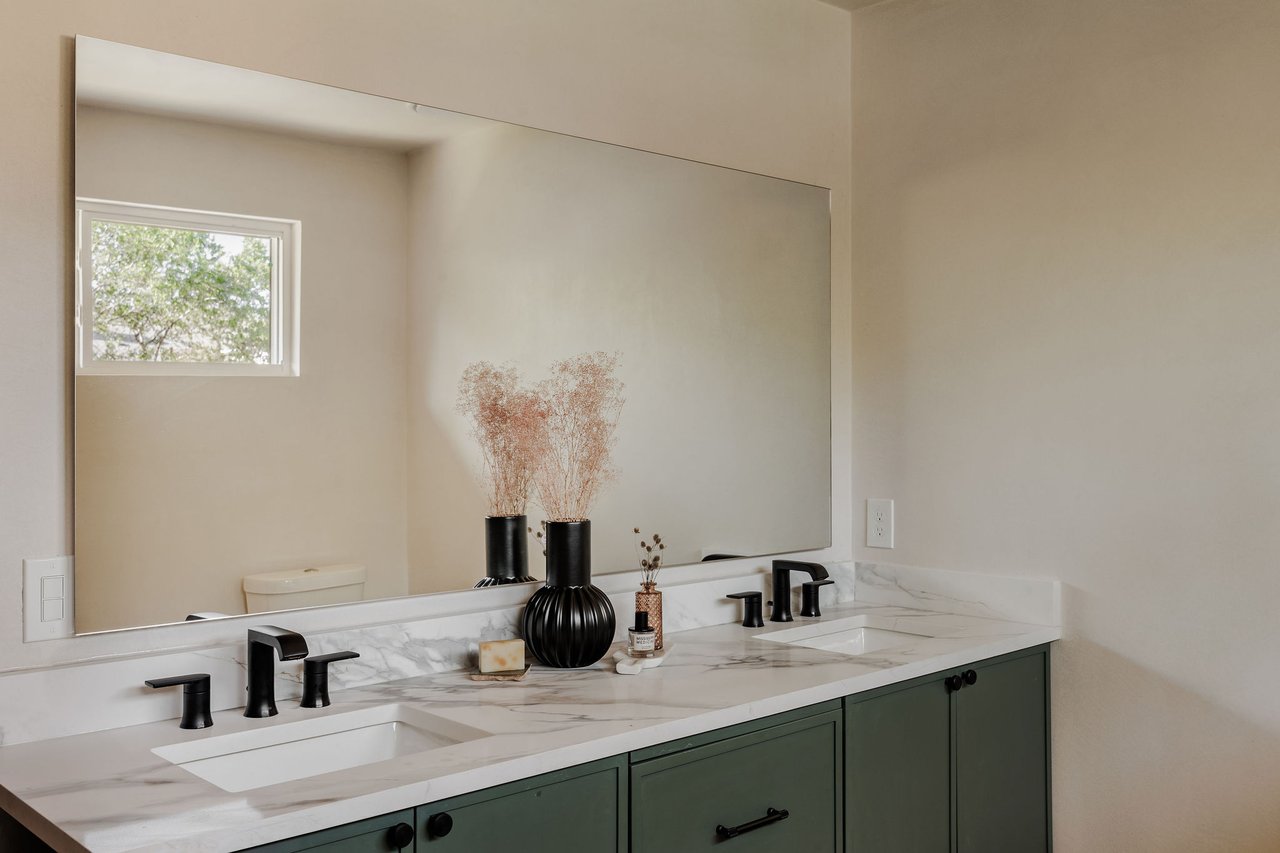 2210 Comburg Castle WAY