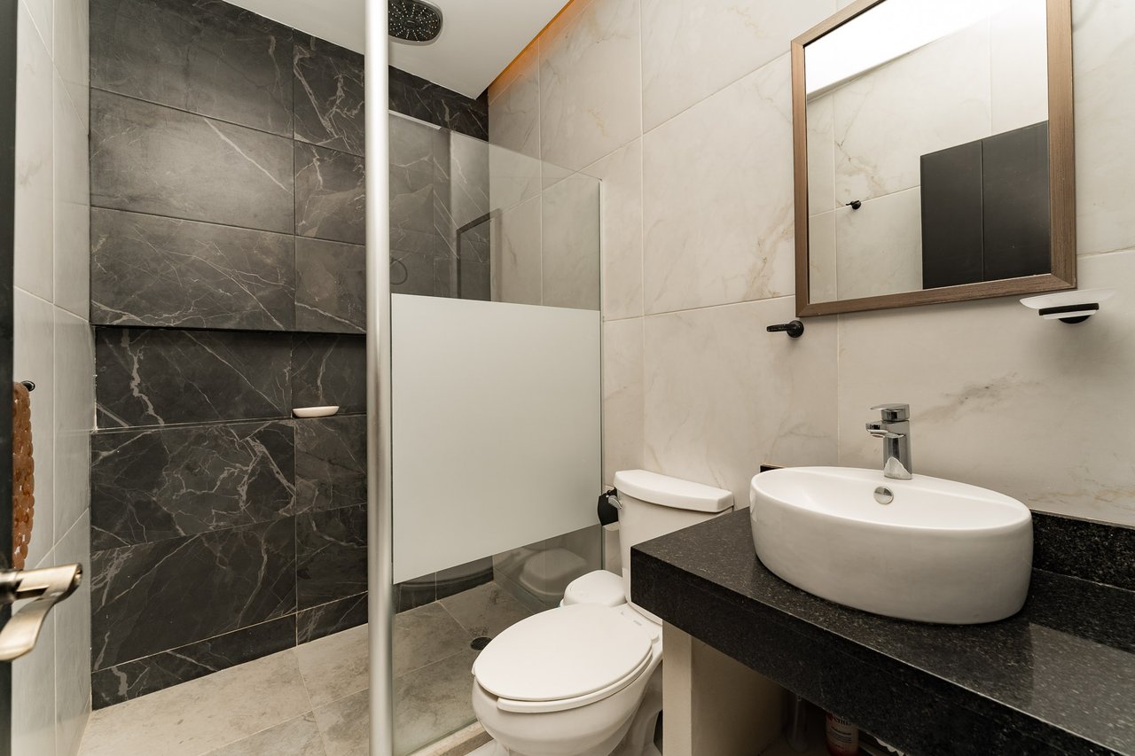 2 Bedroom, Condo, Downtown Condo