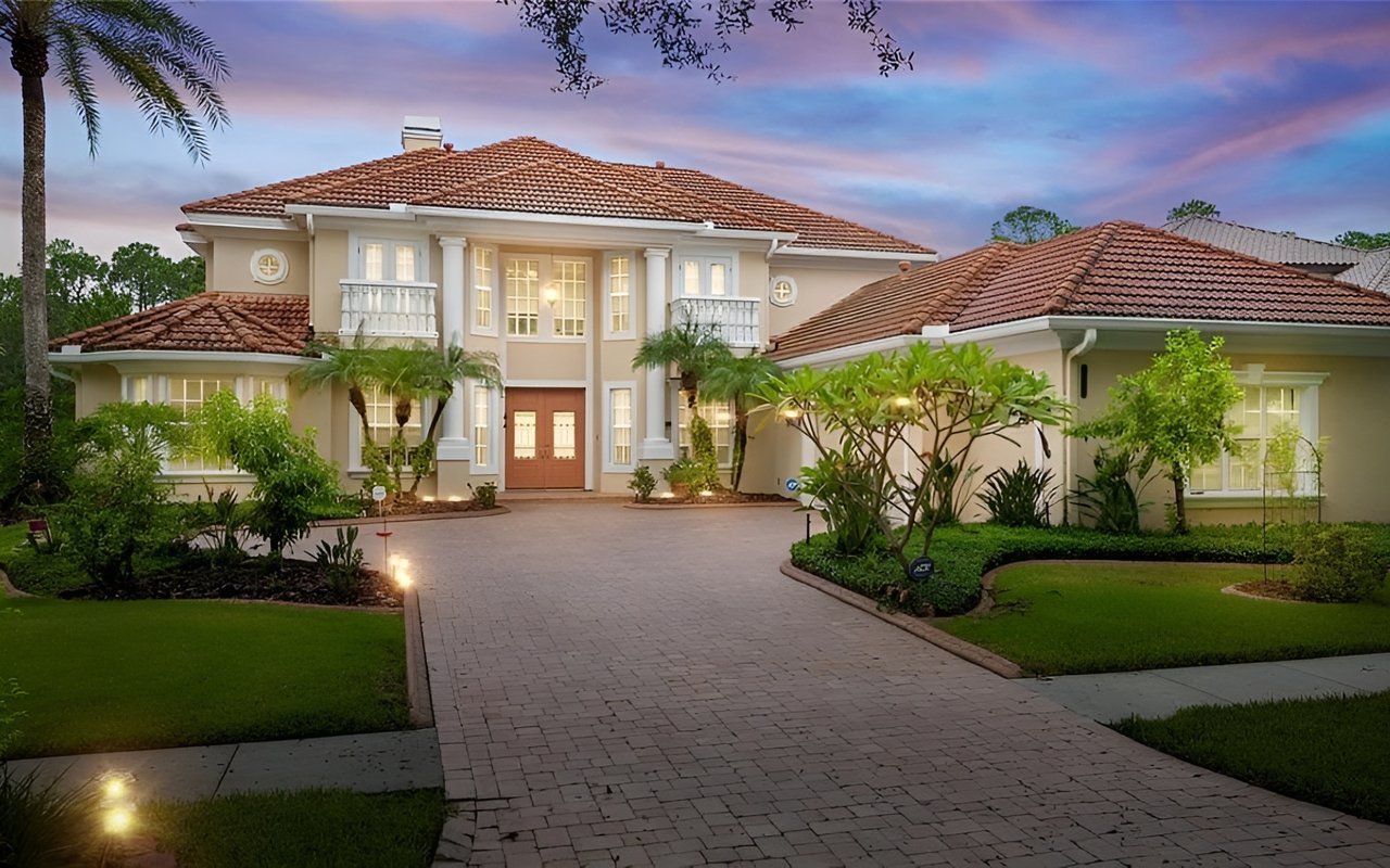 Let’s Tour 8452 Dunham Station Drive in Grand Hampton! (New Tampa, FL)