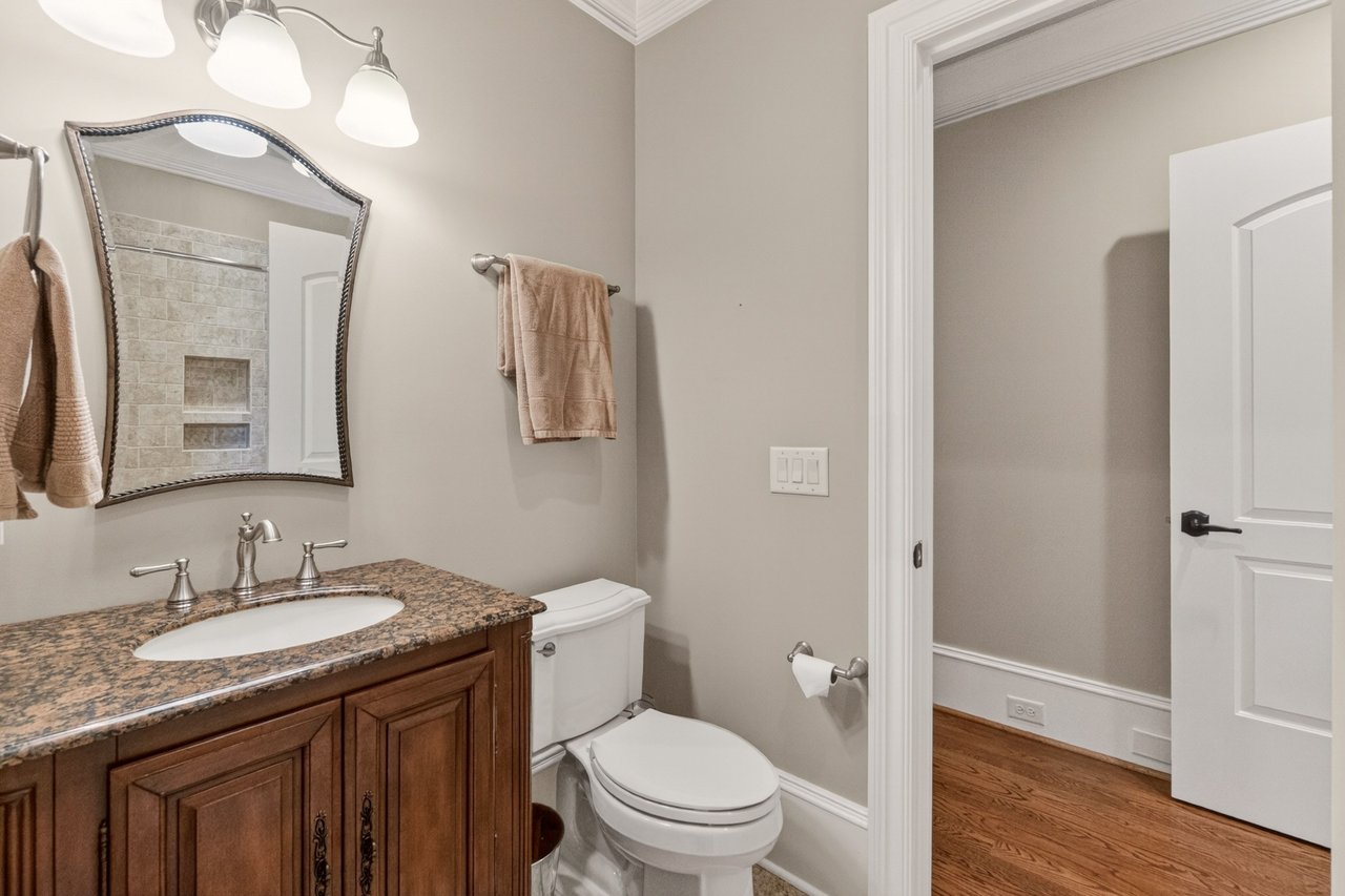 Private Exclusive Listing