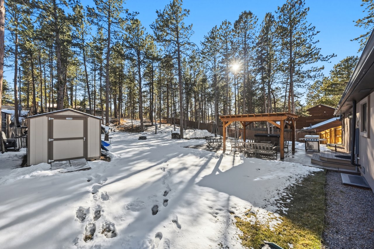 607 W Lovell Gulch Road