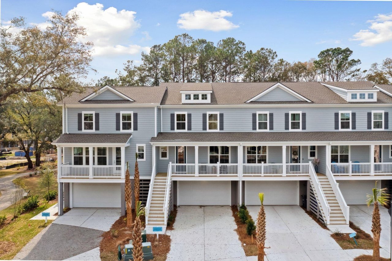 2212 Cultura Circle 301, Mount Pleasant, SC 29466